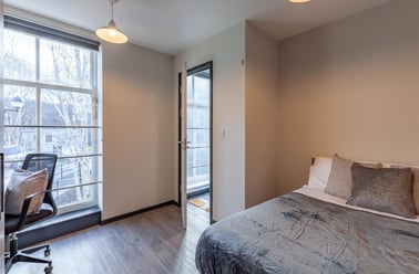 Meanwood Road, Woodhouse, Leeds - Image 3